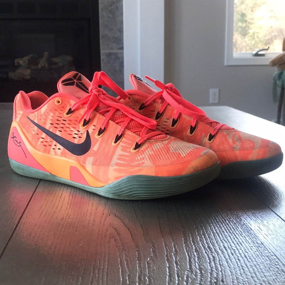 Kobe 9 mango